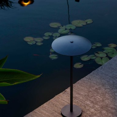 Ginger B 20 black Bollard